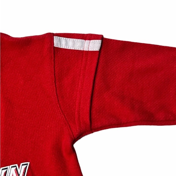 NCAA by Outerstuff Red Wisconsin Badgers Athletics Infant Bodysuit Sz 18 Months - Picture 4 of 9